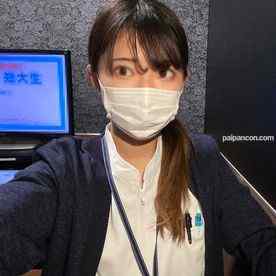 FC2-PPV-2477423 - 「#12-2」**看護師さんを仕事着でハメ撮りしました。剛毛まんこに大量中出し♡両想い♡ cover.jpg