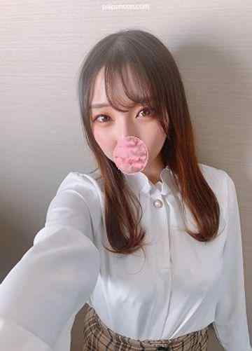 FC2-PPV-2482925 - 18歳で乃木坂レベルの女の子。無許可流出。名器なアイドルマンコに中出し射精し逆流する大量精子。さらに彼女初のパイズリ挟射したのだが・・・