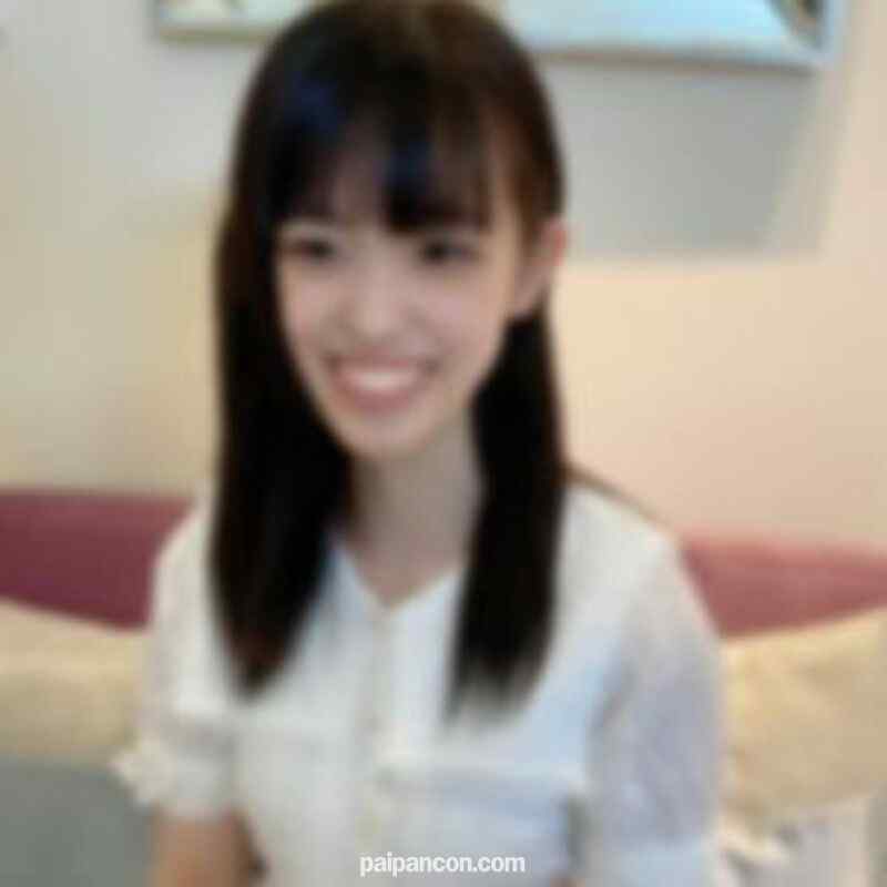 FC2-PPV-2510013 - 18歳色白スレンダー美少女、清潔感溢れるお嬢様女子大生。気品漂わせながらも濡れたマンコで喘ぎまくり絶頂。人生初の大量顔射に放心状態。