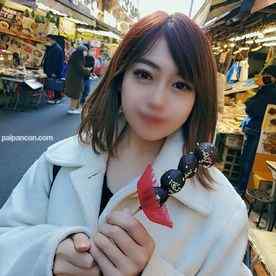 FC2-PPV-2564689 - 【顔出し・初撮影！！】僕の性器を巨乳で挟み不敵な笑みを浮かべ刺激する・・・卑猥な事が好きそうな淫乱巨乳専門学生に2回中出し！！（長編） cover.jpg