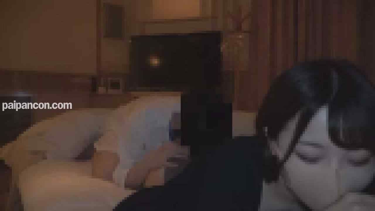 FC2-PPV-3017114 - 9日まで「#39-2」パン屋の看板娘、私服姿が可愛い。ついにできた生挿入でぶっかけ♡両想い♡