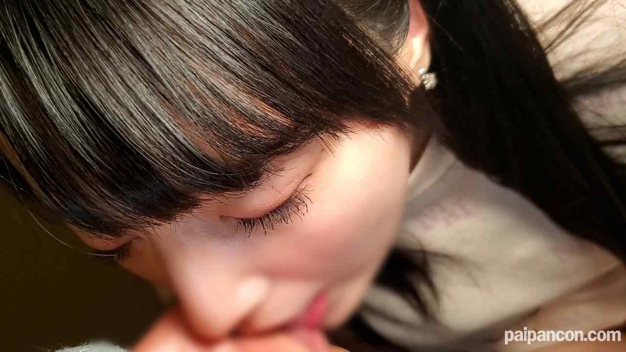 FC2-PPV-3056853 - 顔晒し！！やっぱりこの子は可愛い！！！！見つめられたら男ならイチコロです！瞳が最高で可愛すぎる彼女と再会！生中出し！