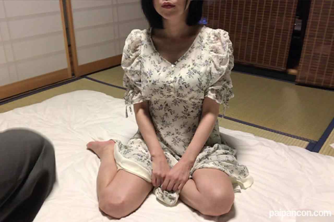 FC2-PPV-3076204 - ※期間限定1930pt→930pt【ハメ撮り・無】利息を払わない奥さんは旦那の実家に住んでるので行き姑が１階にいるのに犯して中出し制裁 thumbnail_0.jpg