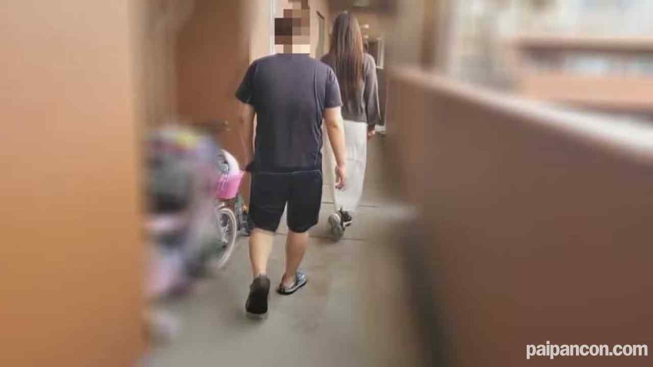 FC2-PPV-3090421 - 【個人】車中でご近所に痴態を晒しながら自宅キッチンや旦那の寝室でも醜い男に犯される長身美脚スレンダー美人若妻…色々な意味で別格。