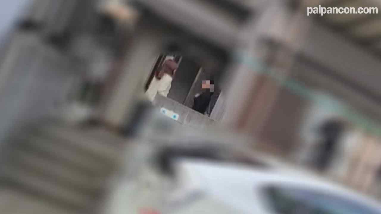FC2-PPV-3133512 - 【個人】**友との団欒を奪い、スレンダーな人妻の自宅に訪問。**友に見られ。。。