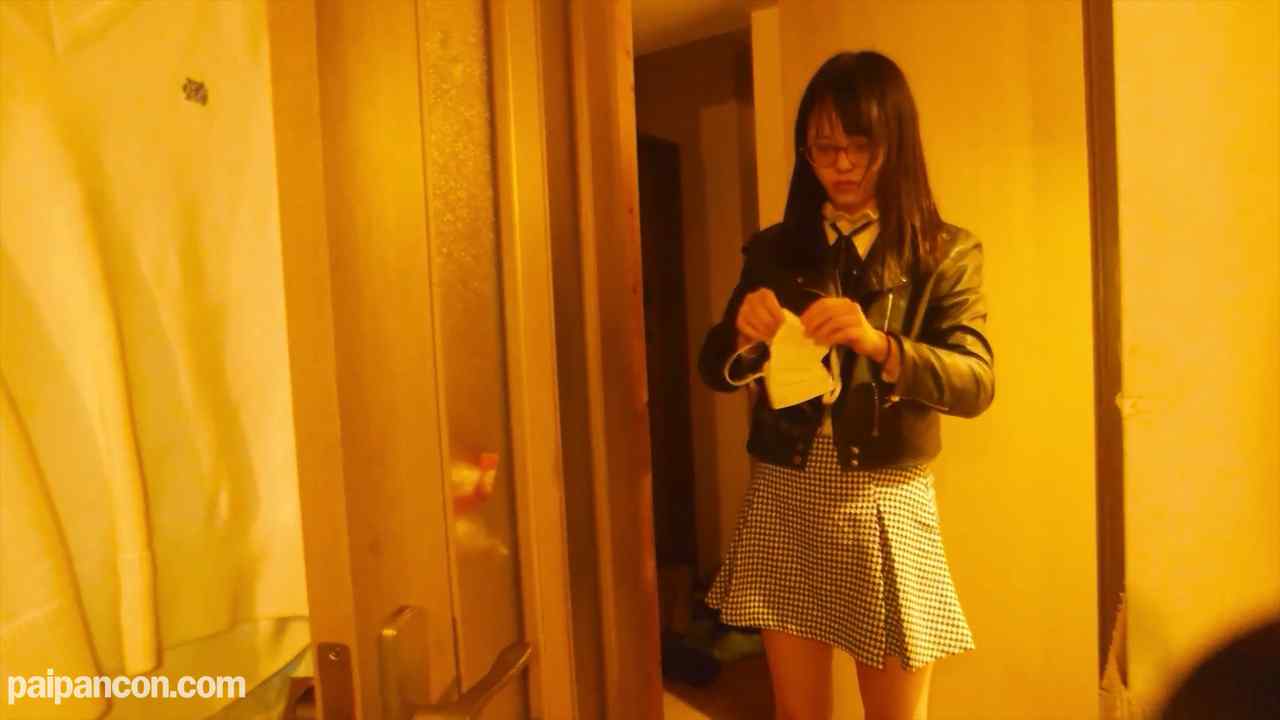 FC2-PPV-3153390 - ❤【初撮り】個人撮影のドキュメント、宇佐美さくらが眼鏡**大生をAV出演させる物語【4K画質】2時間24分★8.1GB★