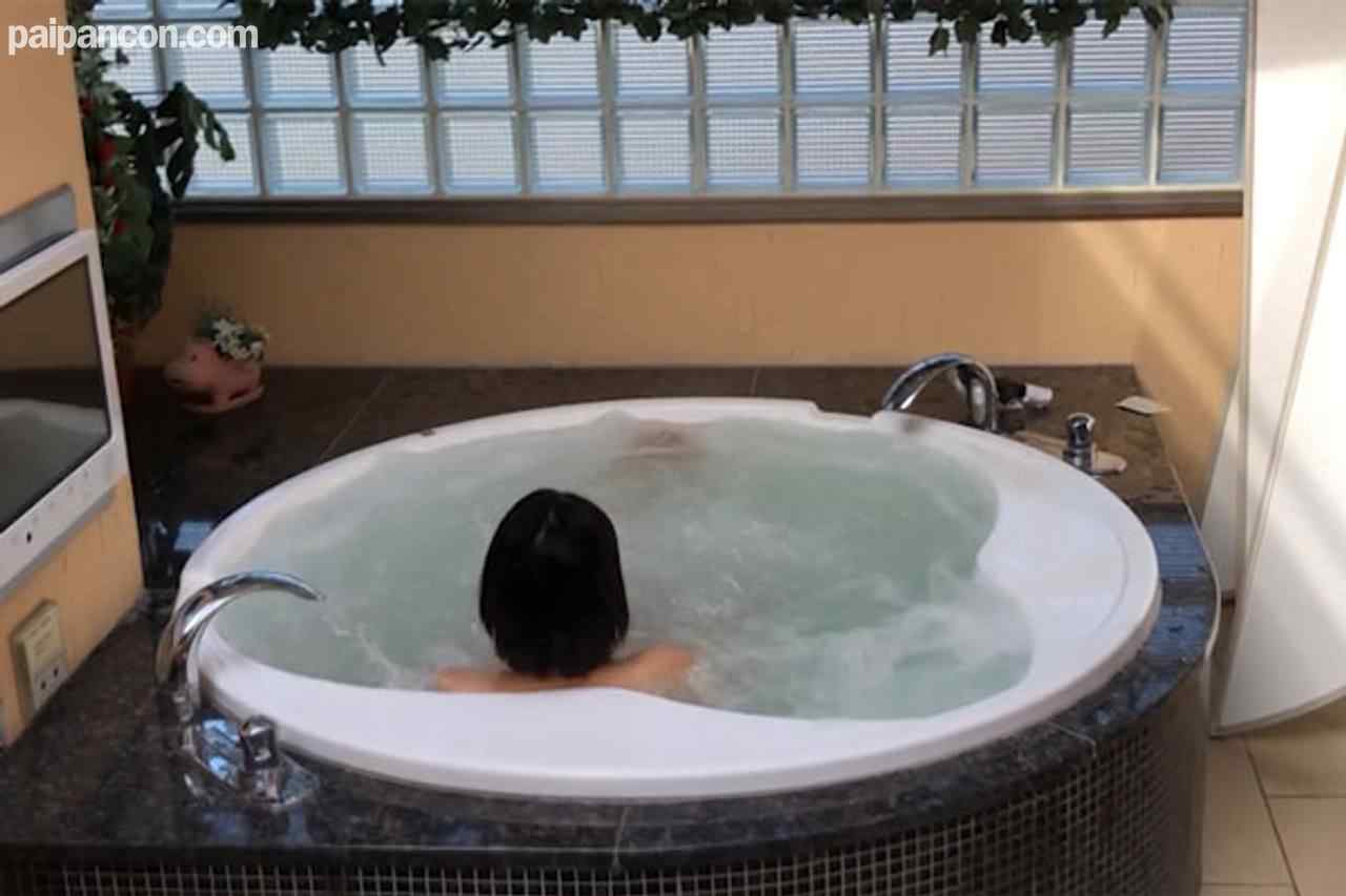 FC2-PPV-3158948 - 【夫妻・ハメ撮り】旦那から投稿がありました。本妻との妊活記念動画らしく昼間から交尾をする夫婦の動画です。 thumbnail_0.jpg