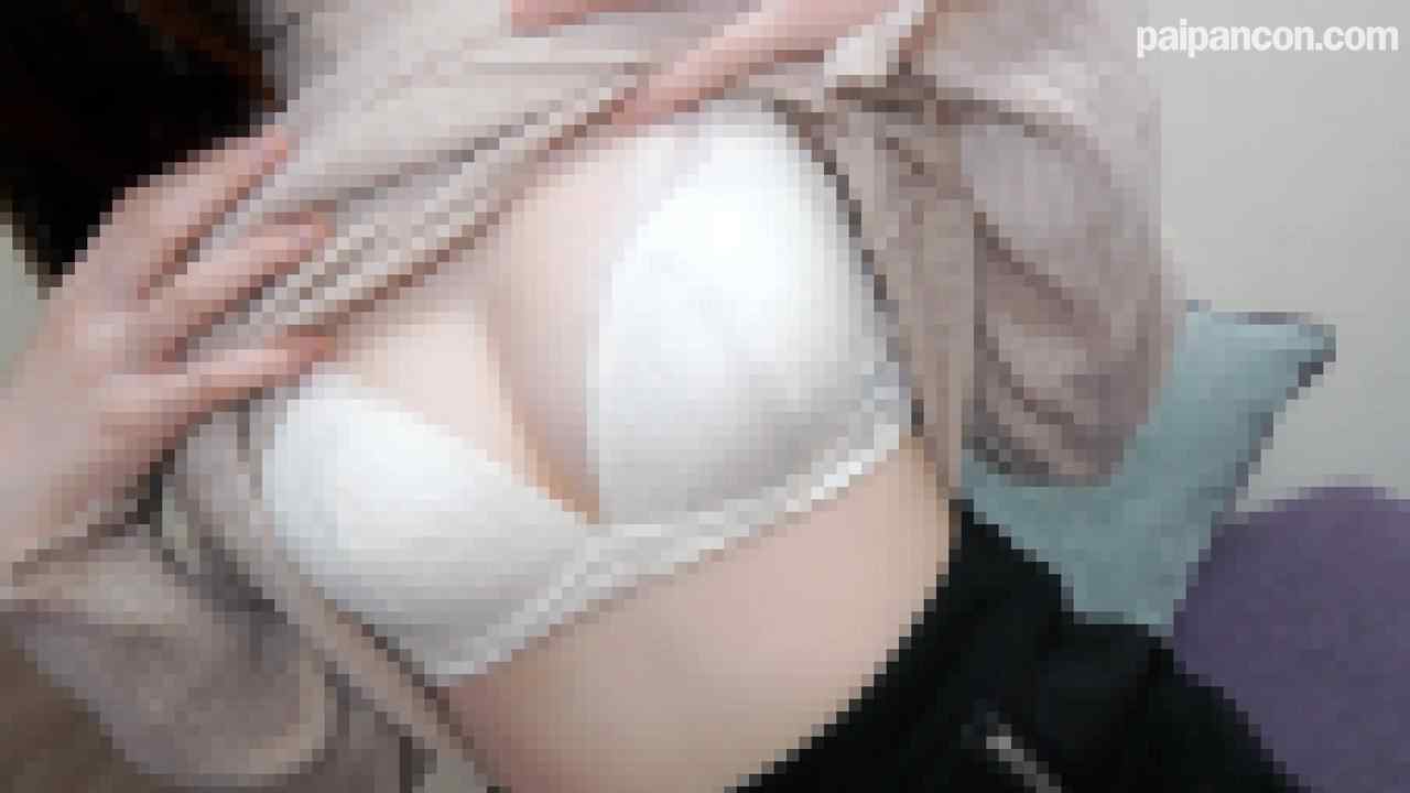 FC2-PPV-3172332 - 初撮影！猫カフェで働く押しに弱そうなスレンダーJDにそそり勃つ僕の性器を咥えられ気持ち良すぎて予定外の口内射精！！さらにその後生中出し！！！(前編)