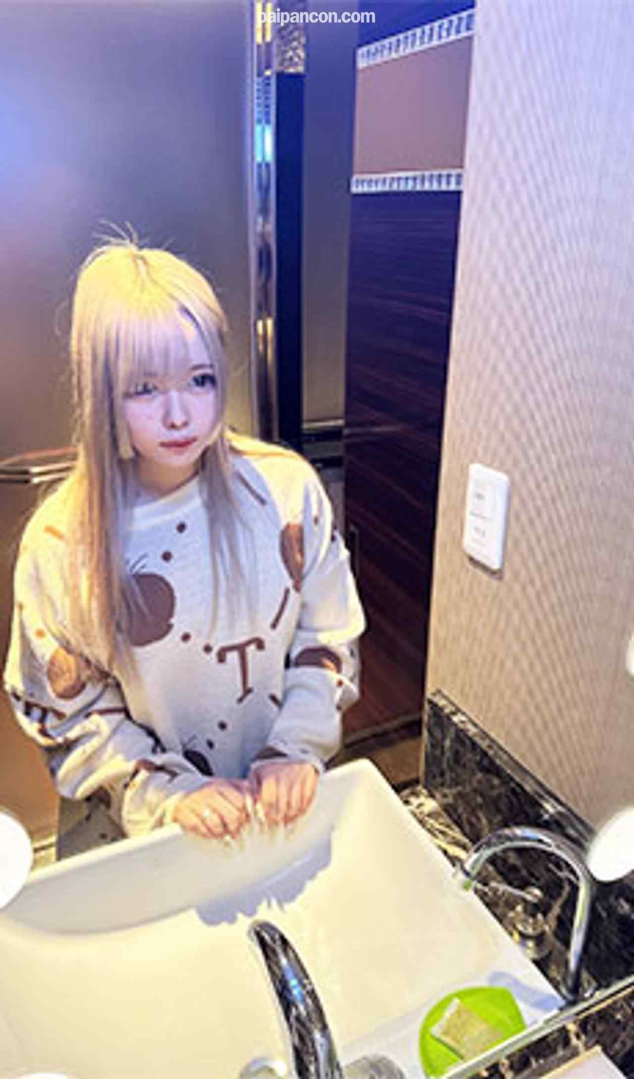 FC2-PPV-3200249 - 【激録】ショップ店員を口説き落とし半ば強制フェラチオ。可愛い顔がゆがむまで加えさせる。 thumbnail_1.jpg