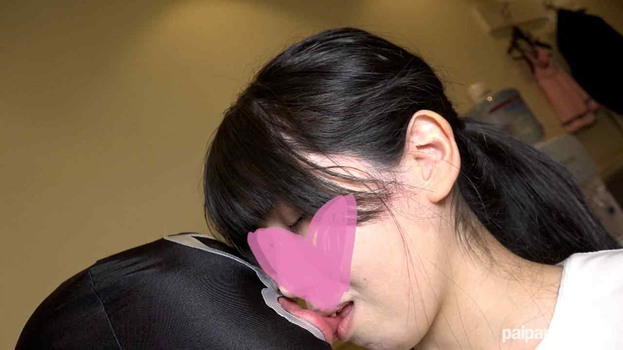 FC2-PPV-3261834 - 【処女喪失】★特典で無修正☆♀66 地味で内気な箱入りJD娘が大人になる動画。とても痛くておっさんの好き放題に性処理道具みたいに扱われて中出しされても頑張ります！【顔出し・初撮り】 thumbnail_2.jpg