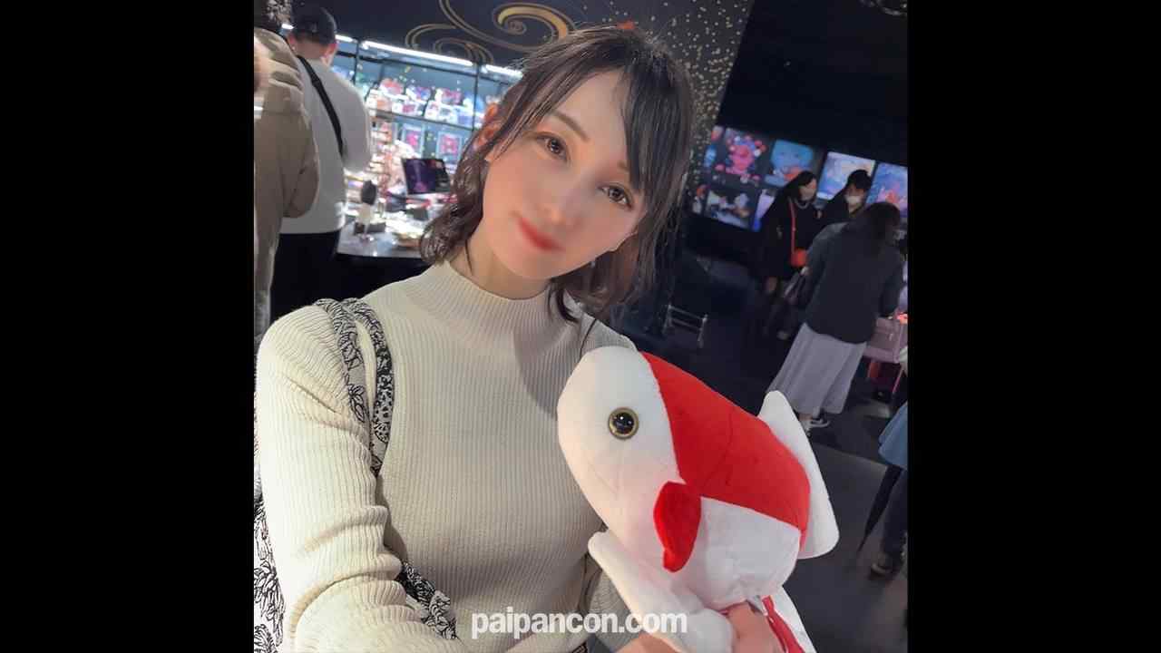 FC2-PPV-3300525 - 初撮影・顔出し！！キャリアな女性ほど実はMで淫乱だと言うが・・・広告代理店経営を手掛ける清楚上品な女社長を密室に連れ込み2回連続生中出し！！