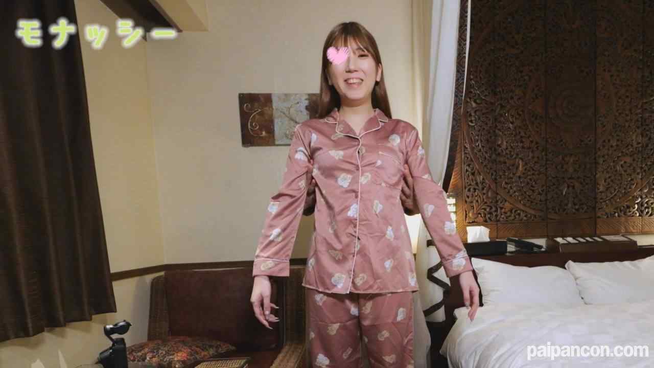 FC2-PPV-4344236 - 【パジャマ★モナシ】パジャマdeおじゃま♥どこにでもいそうな普通な飲み屋の店員さん♥大股広げてバイブで攻め♥普通の子なのにアンアンあえぎまくり♥本当はえっち好きみたい♥ thumbnail_2.jpg
