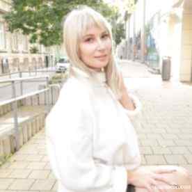 FC2-PPV-4355779 - 【無】日欧友好！ハメ撮りで世界旅行、高身長ハンガリー美女は！Sharonちゃんのバキュームフェラで大量口内射精＋濃厚中出し