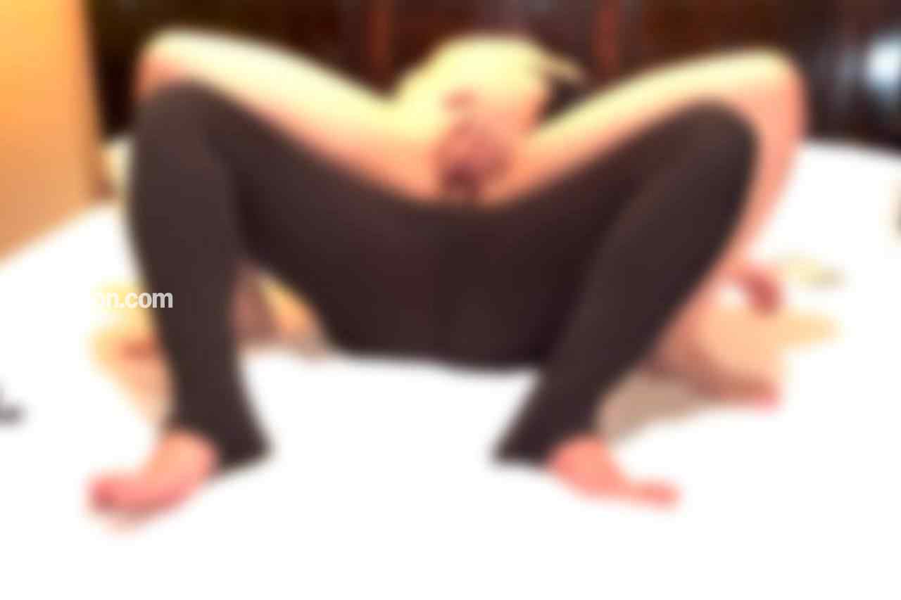 FC2-PPV-4642133 - ※25日まで90％OFF※【顔出し】【素人個撮】【中出し】ラーメン屋バイトの制服の下の誘惑 thumbnail_3.jpg