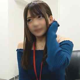 FC2-PPV-4718583 - めっちゃかわいい！アパレルメーカー広報 りかちゃん（２３） 敏感乳首は超ビンビン デカチンに抗えず喉まんこでイマラチオ 小さな身体で彼氏以外のちんぽを一生懸命ハメハメ cover.jpg