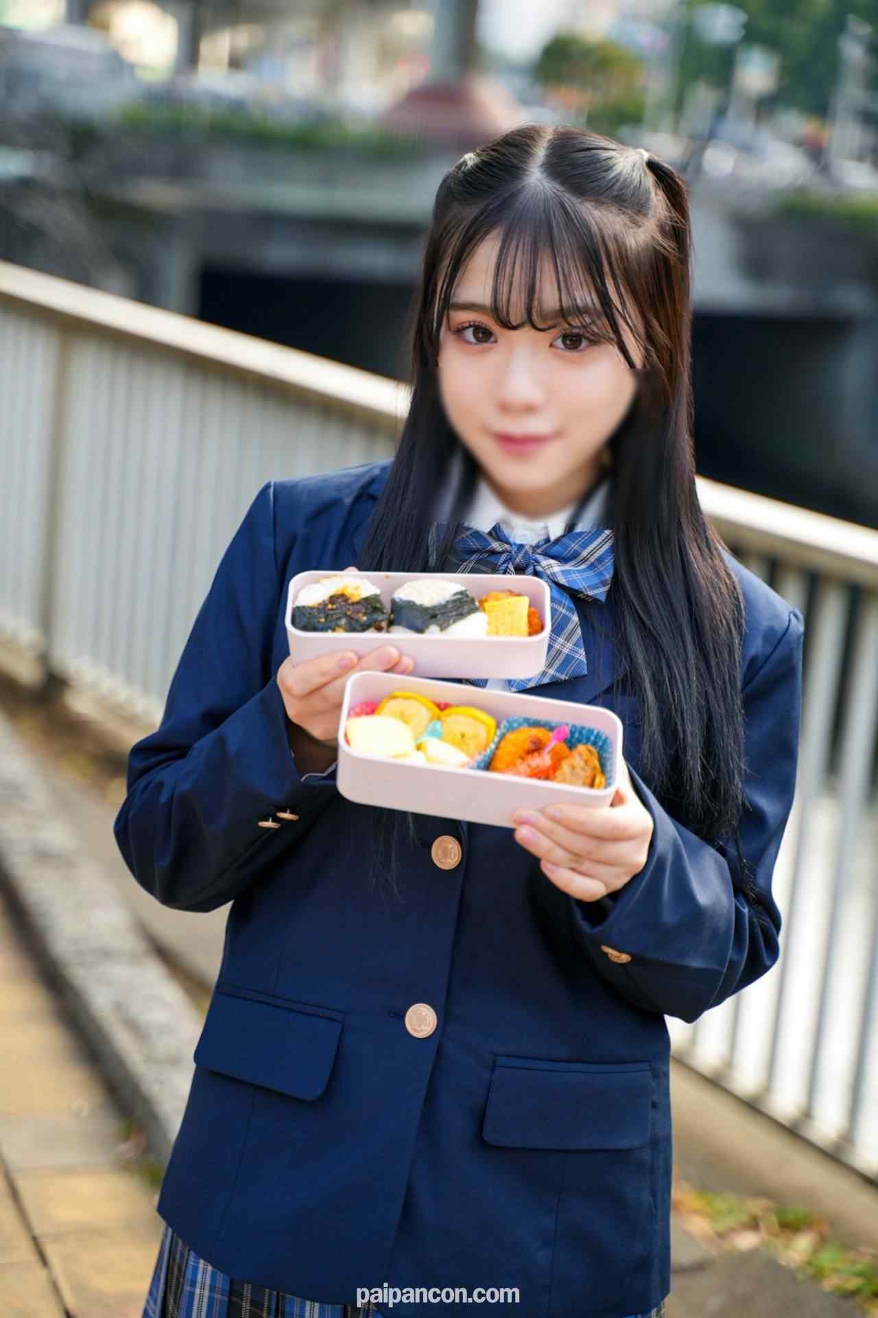 FC2-PPV-4751203 - 彼氏の為にお弁当を作ってあげる献身的なめちゃカワガール！！しかし彼氏のSEXが下手で全然興奮出来ない！と不満爆発！自分を満足させてくれるデカチン男に鬼ピストンで無限にイカされ大満足 thumbnail_1.jpg