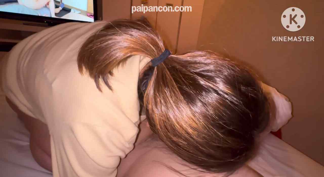 FC2-PPV-4812268 - スーパーのレジ係の普通の主婦、旦那さんにも、お客さんにも見せたことのない蟹股でいじられます。普通にレジを打っている主婦がこんな格好をしているとは… thumbnail_0.jpg