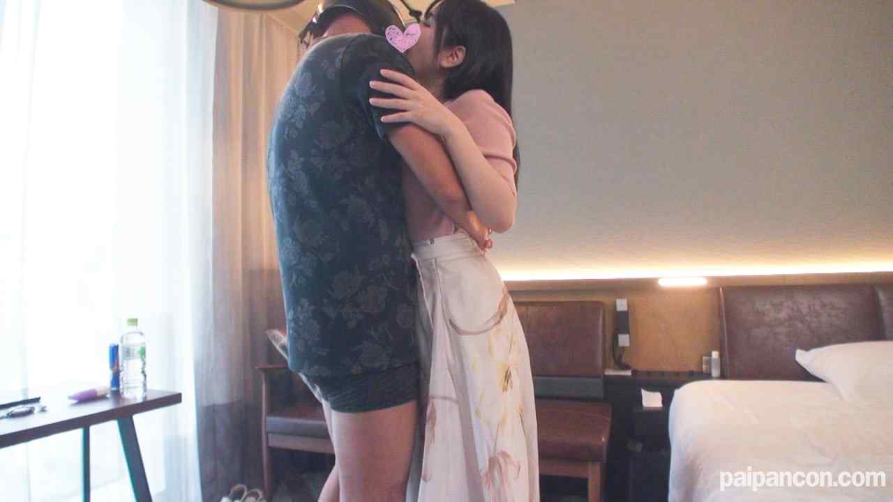 FC2-PPV-4889972 - 【無修正】芸能人並みにカワイイ清楚系美女なのに毎回中出し懇願してくる憧れのえみりちゃんの膣奥に本気の種付け中出しSEX!! thumbnail_2.jpg
